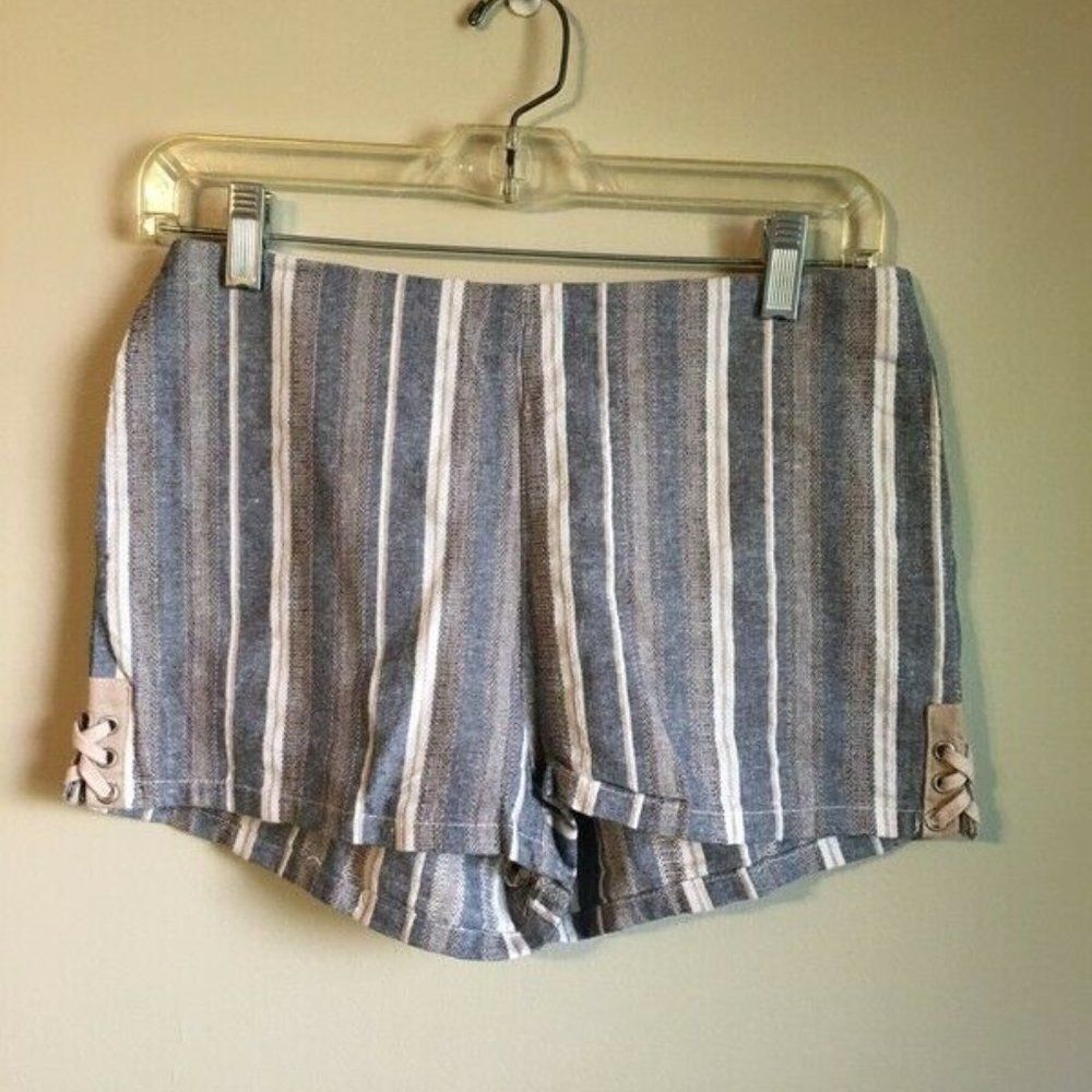 Ethereal by‎ paper crane small blue and white short